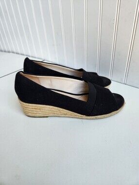 LifeStride Women's Lavish Wedge Sandal Black Size 10 m
